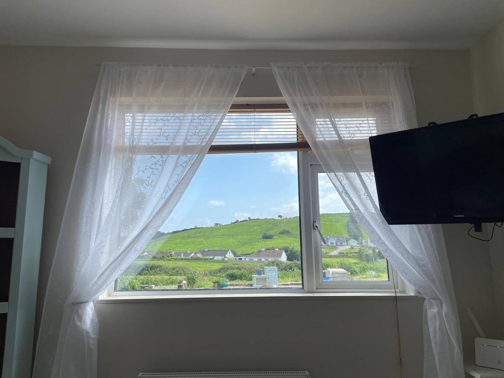 Family And Pet Friendly Farm Stay Ballyshannon Exterior photo